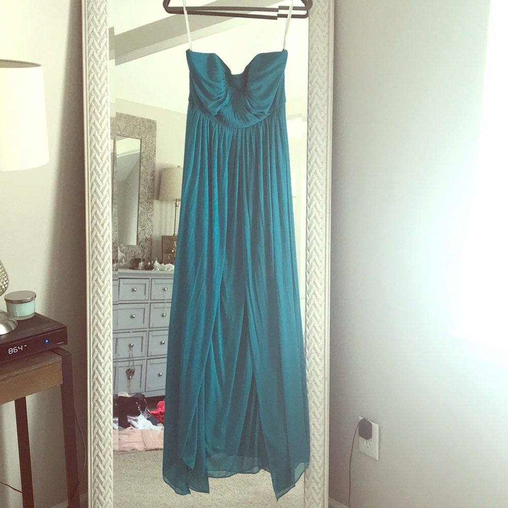 Fancy dress with multiple ways to wear